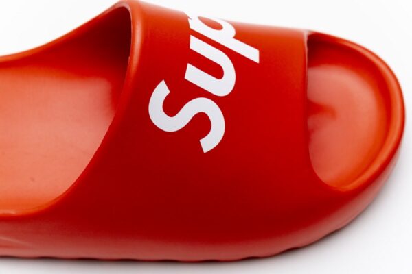 FH6346-9 adidas Yeezy Slide Red - Image 11