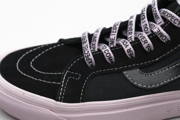 VN0A36C7OYN Vans OG SK8-HI LX Black Pink - Image 17