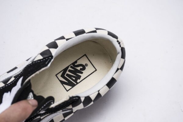 VN0A38G1P0S Vans Old Skool Primary Check - Image 16