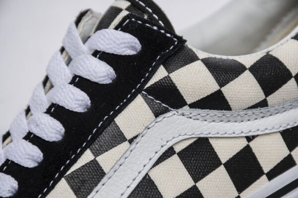 VN0A38G1P0S Vans Old Skool Primary Check - Image 9