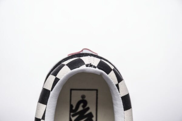 VN0A38G1P0S Vans Old Skool Primary Check - Image 17