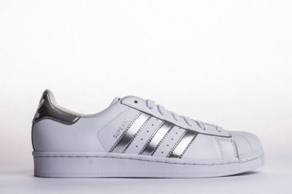 Superstar Shoes Footwear White/Silver Metallic/Core Black - Image 6
