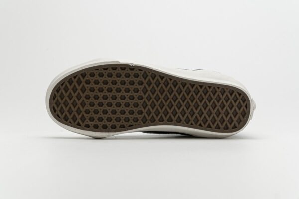 VANS SK8-HI 38 REISSUE 4000328260 - Image 13