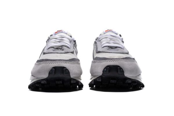 Sacai x Nike LDWaffle Grey BV0073-100 - Image 3