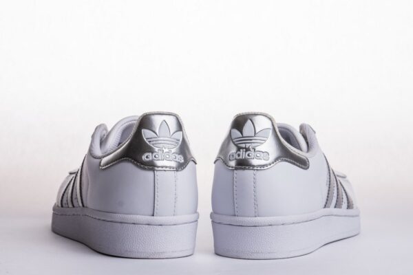Superstar Shoes Footwear White/Silver Metallic/Core Black - Image 2