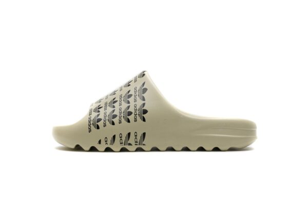 FW6345 adidas Yeezy Slide - Image 9
