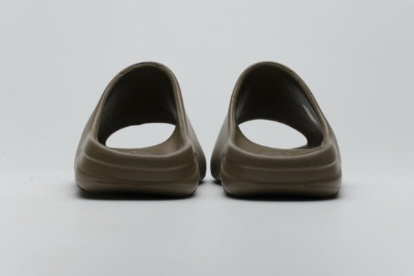 FV8425 adidas Yeezy Slide “Earth Brown” - Image 7