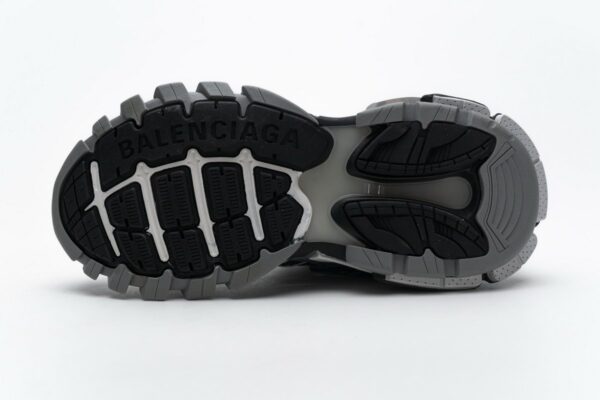 570391 W2GN3 1285 Blenciaga Track 2 Sneaker Medium Grey - Image 9