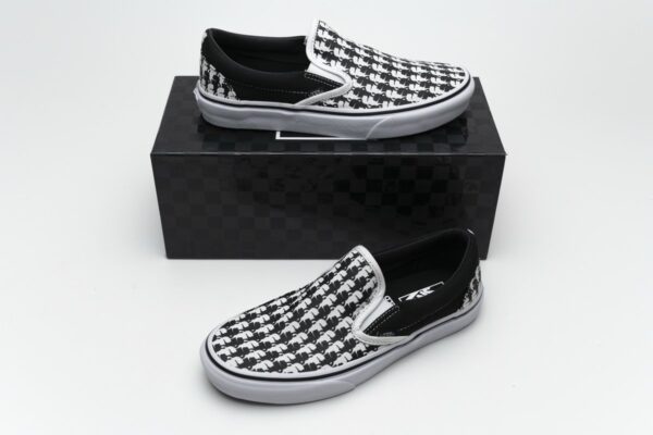 Vans Classic Slip-On Karl Lagerfeld Black White - Image 2