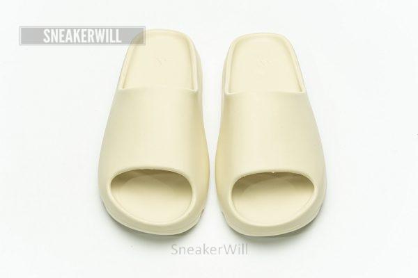 FW6344 adidas Yeezy Slide “Desert Sand” - Image 4